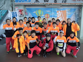 姫路城マラソン２０１７に、福伸走友会１７名が参加しました！